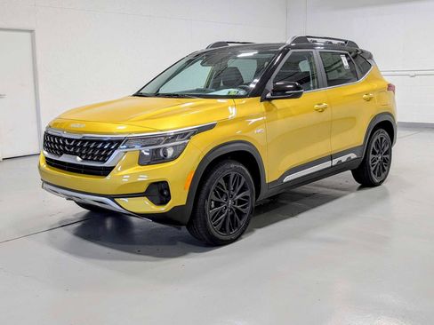 Certified 2023 Kia Seltos Nightfall Edition image 1