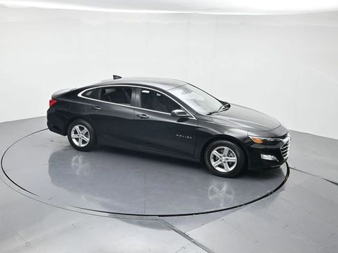 Used 2024 Chevrolet Malibu LT image 40