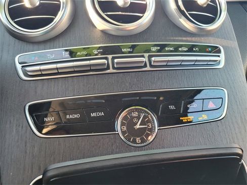Used 2020 Mercedes-Benz C 300 Sedan image 25