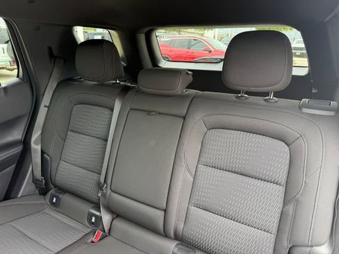 Used 2025 Chevrolet Equinox LT image 28