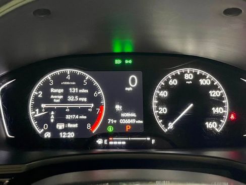 Used 2023 Honda Civic Sport image 14