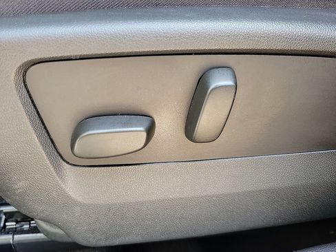 Used 2022 Buick Envision Preferred FWD image 13