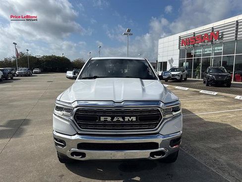 Used 2024 RAM 1500 Limited AWD/4WD image 2