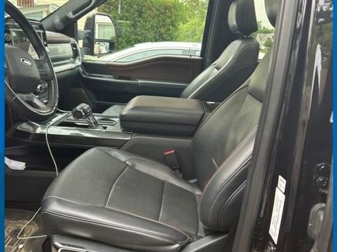 Used 2021 Ford F150 Lariat w/ Equipment Group 502A High AWD/4WD image 5