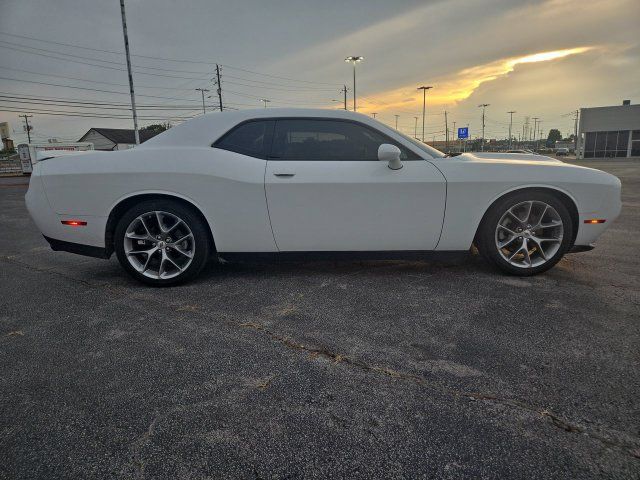 Used 2022 Dodge Challenger GT RWD image 9