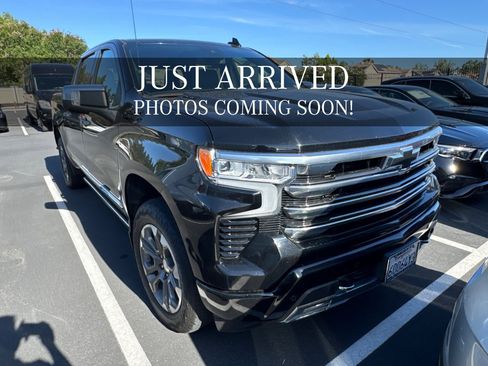 Used 2024 Chevrolet Silverado 1500 High Country w/ LPO, Dark Essentials Package AWD/4WD image 1