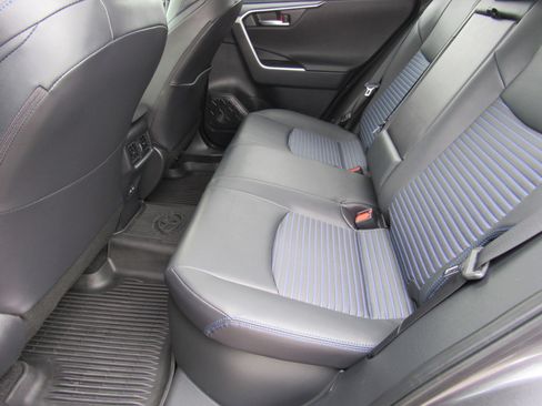 Used 2024 Toyota RAV4 XSE w/ Advanced Technology Package image 27