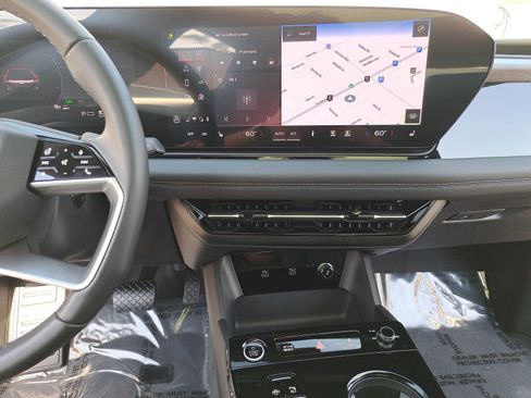 Certified 2025 Audi A6 e-tron Premium Plus w/ Premium Plus image 21