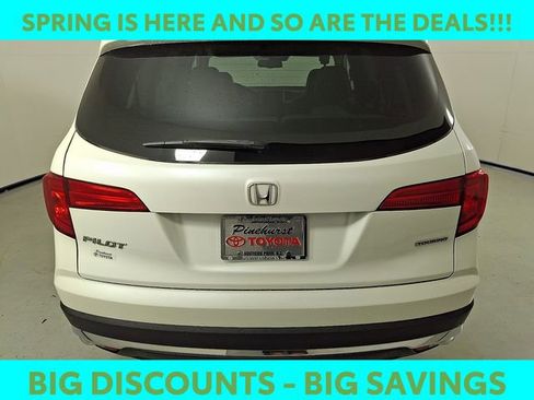 Used 2017 Honda Pilot Touring image 6