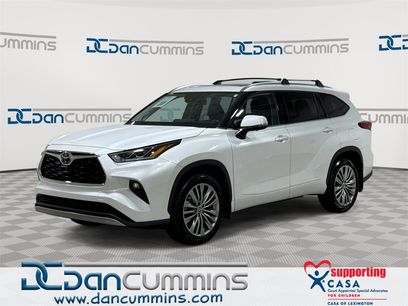 Used 2023 Toyota Highlander Platinum