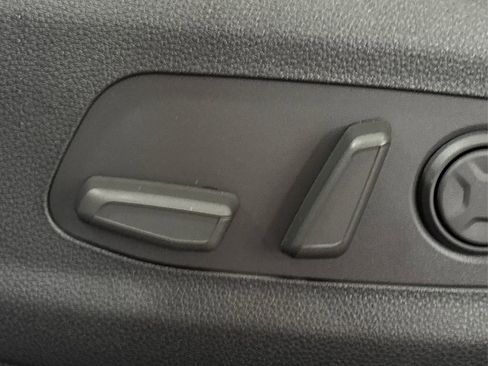 New 2026 Kia Carnival EX image 29