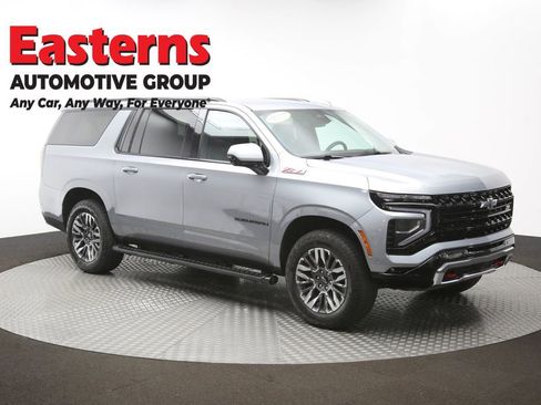 Used 2025 Chevrolet Suburban Z71 AWD/4WD image 51