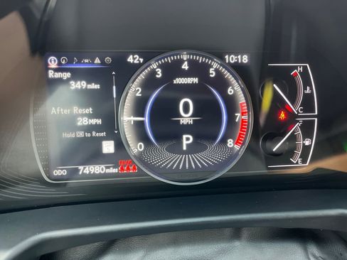 Used 2024 Lexus ES 350 w/ Premium Package image 16