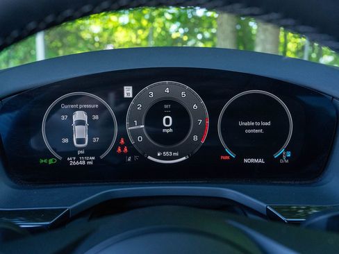 Certified 2024 Porsche Panamera RWD image 26