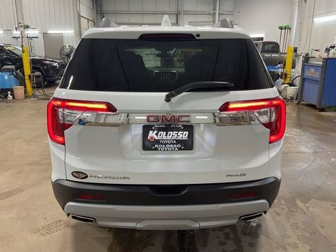 Used 2023 GMC Acadia SLE w/ LPO, Floor Liner Package AWD/4WD image 5