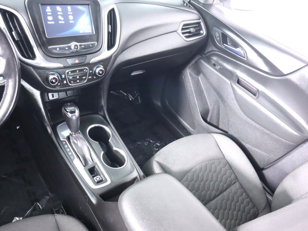 Used 2018 Chevrolet Equinox LT FWD image 30