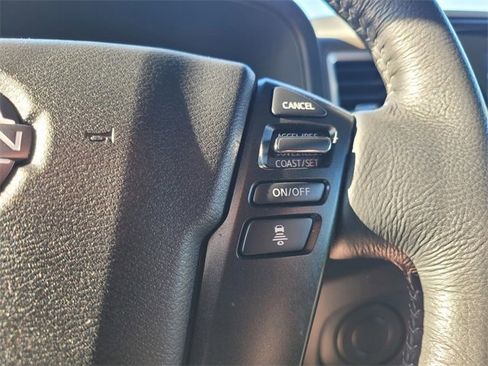 Certified 2022 Nissan Frontier SV image 27