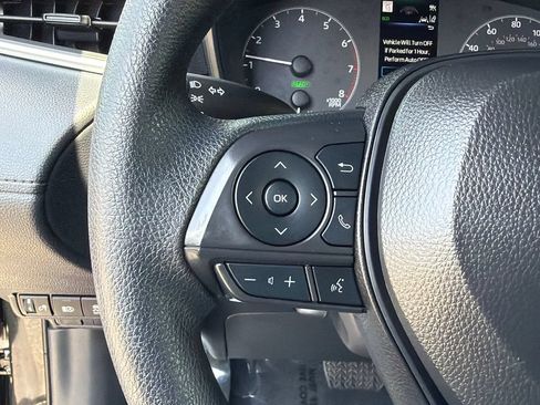 Used 2025 Toyota Corolla Cross AWD Hybrid image 20