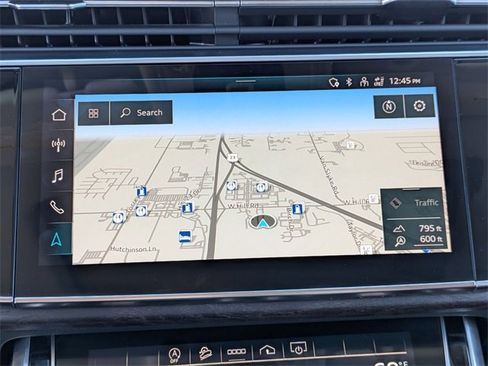 Used 2022 Audi Q8 Premium Plus w/ Premium Plus Package image 25