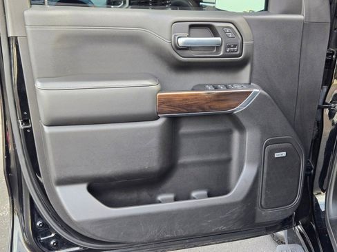 Used 2020 GMC Sierra 1500 SLT w/ SLT Premium Plus Package image 21