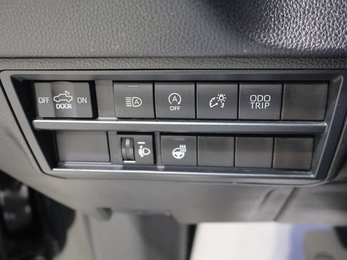 Used 2024 Toyota Tundra SR5 w/ SR5 Premium Package AWD/4WD image 33