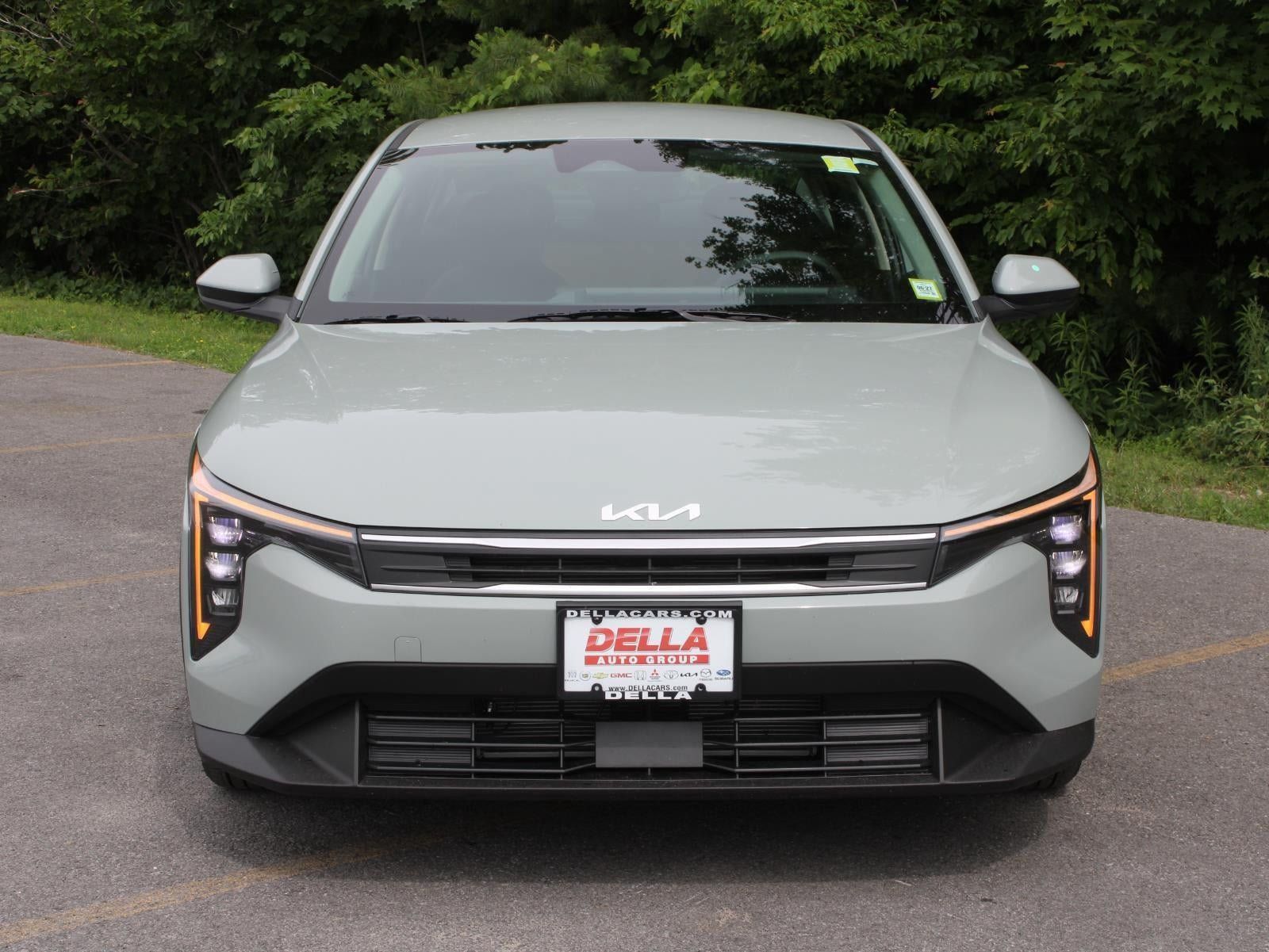 New 2026 Kia K4 FWD image 2