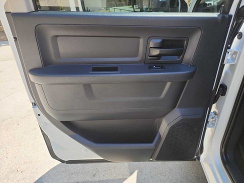 Used 2012 RAM 2500 ST w/ Chrome Appearance Group RWD image 29
