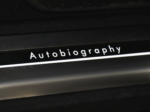 Used 2025 Land Rover Range Rover Sport Autobiography AWD/4WD image 21