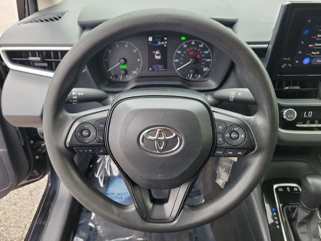 Used 2024 Toyota Corolla LE FWD image 24