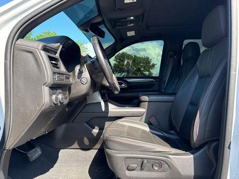 Used 2021 Chevrolet Tahoe RST w/ Luxury Package image 9