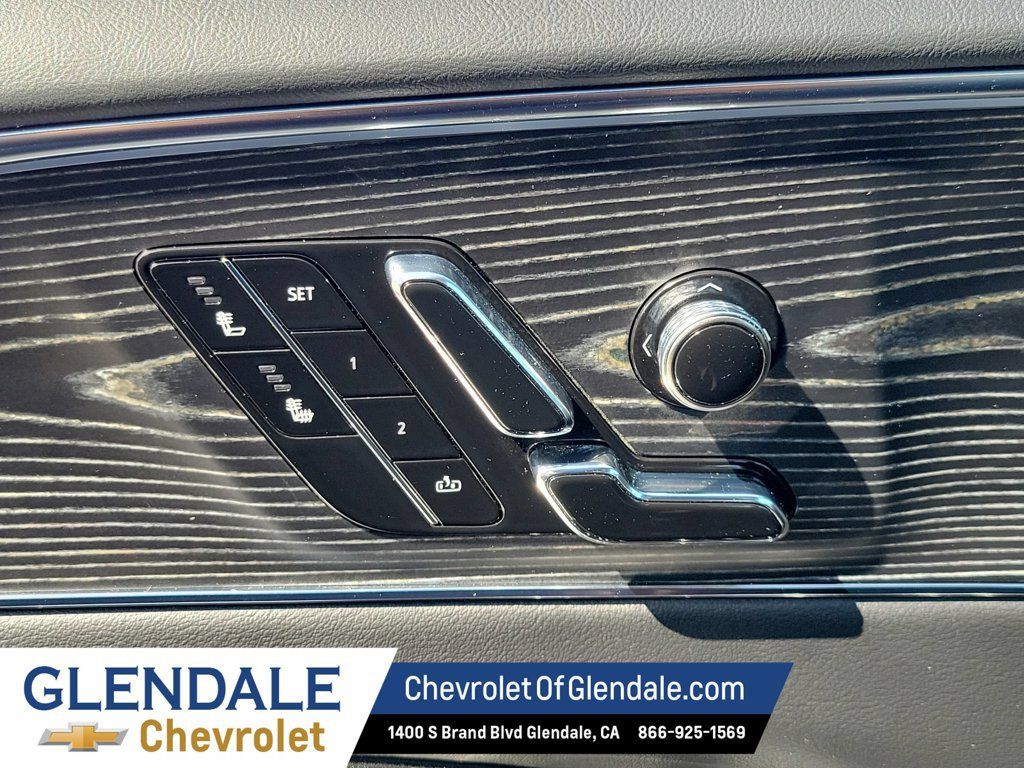 Used 2024 Cadillac Lyriq Luxury RWD image 22