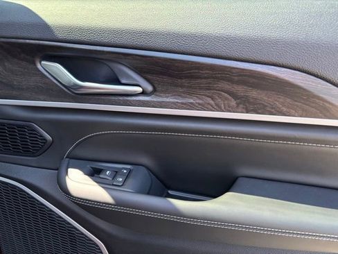 New 2026 Jeep Grand Cherokee Limited AWD/4WD image 20