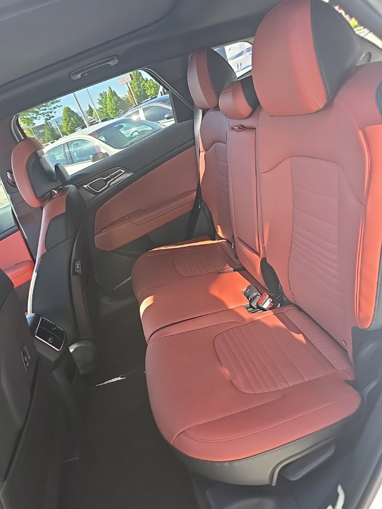 New 2026 Kia Sportage SX AWD/4WD image 14