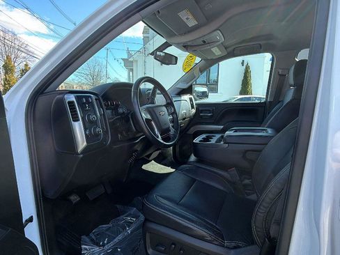 Used 2018 Chevrolet Silverado 1500 LT w/ All Star Edition image 13