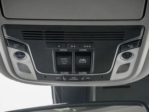 Used 2019 Honda Ridgeline RTL-E image 27