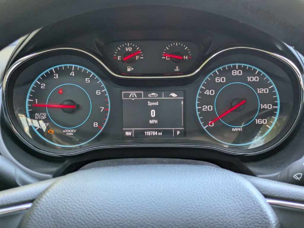 Used 2017 Chevrolet Cruze LS FWD image 26