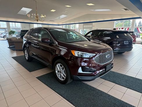 Used 2023 Ford Edge SEL AWD/4WD image 7