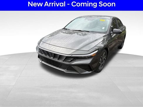 Used 2025 Hyundai Elantra Sport FWD image 1