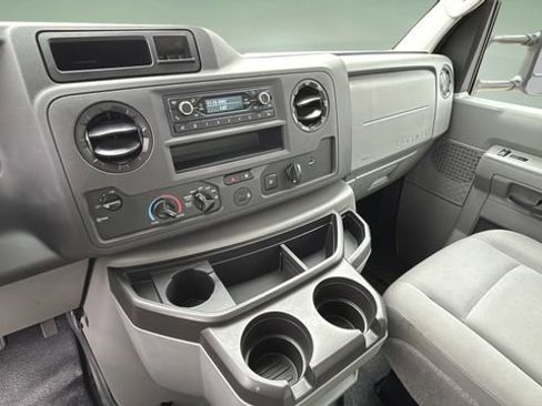 Used 2024 Ford E-350 and Econoline 350 Super Duty w/ Driver's Safety Package image 23