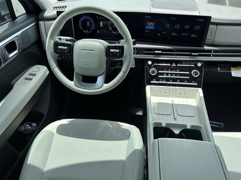 New 2026 Hyundai Santa Fe SE FWD image 17
