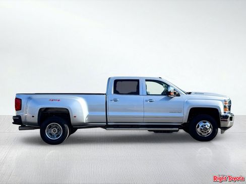 Used 2017 Chevrolet Silverado 3500 LTZ w/ Duramax Plus Package AWD/4WD image 5