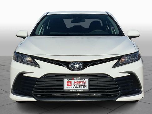 Used 2024 Toyota Camry LE FWD image 4