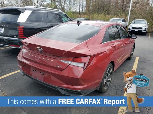 Used 2022 Hyundai Elantra Limited FWD image 3