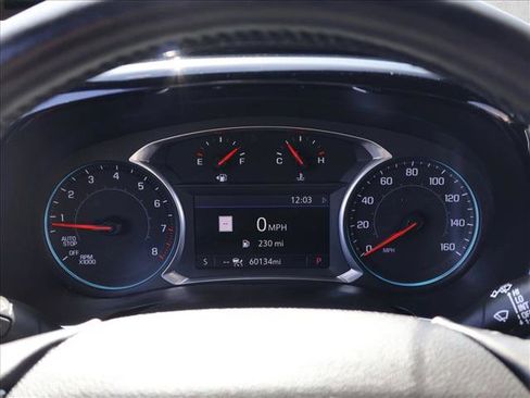 Used 2022 Chevrolet Traverse LT w/ LT Premium Package AWD/4WD image 14