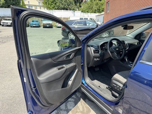 Certified 2022 Chevrolet Equinox LT image 30