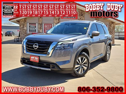 Used 2025 Nissan Pathfinder SL image 1