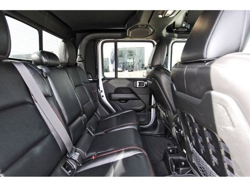 Used 2023 Jeep Gladiator Rubicon w/ LED Lighting Group image 9