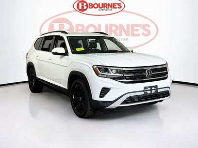 Used 2023 Volkswagen Atlas SE w/ Black Wheel Package