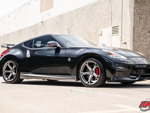 Used 2014 Nissan 370Z NISMO w/ Bose Package RWD image 45