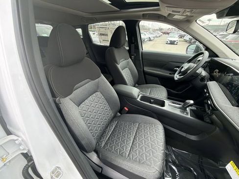 New 2026 Nissan Kicks SV w/ SV Premium Package image 24